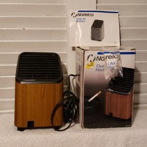 Norelco Clean Air Machine